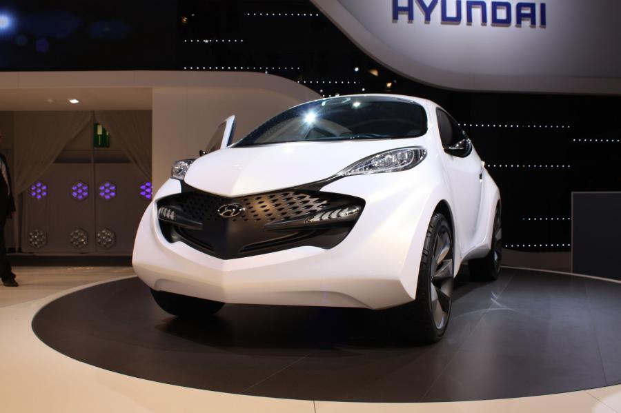  Hyundai ix-metro Concept 2009 года  (фото 14 из 54)